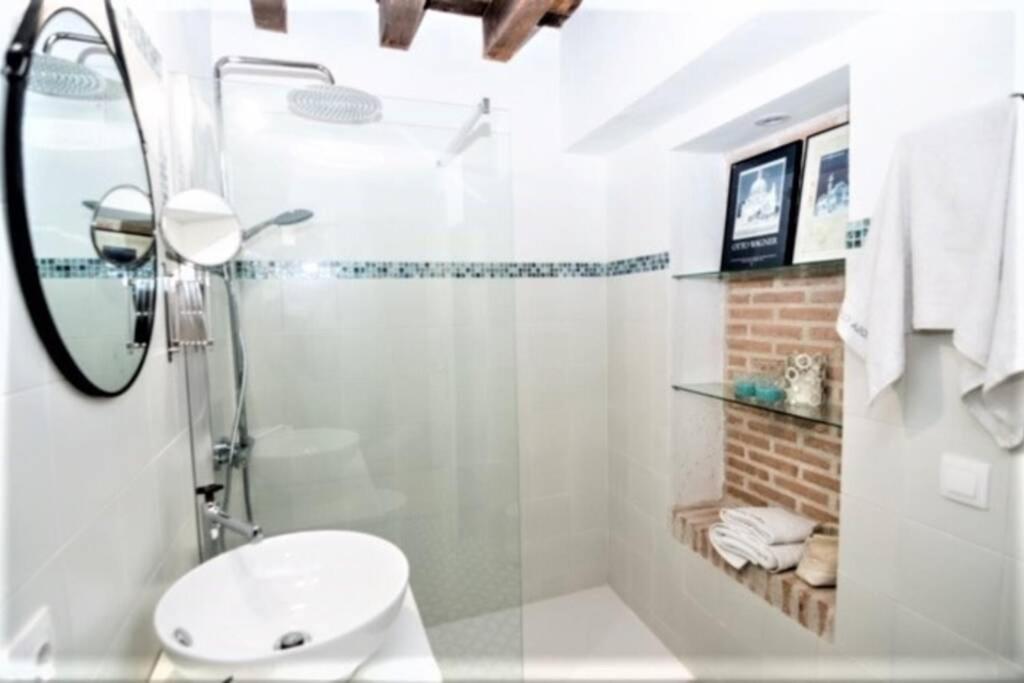 Seqo Loft Apartment โตเลโด ภายนอก รูปภาพ